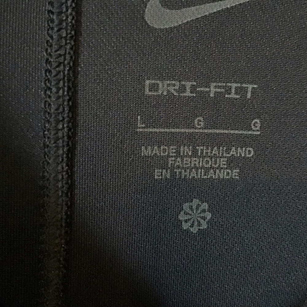*NWOT* Nike Dri-Fit Men's Polo Shirt - Picture 2 of 7
